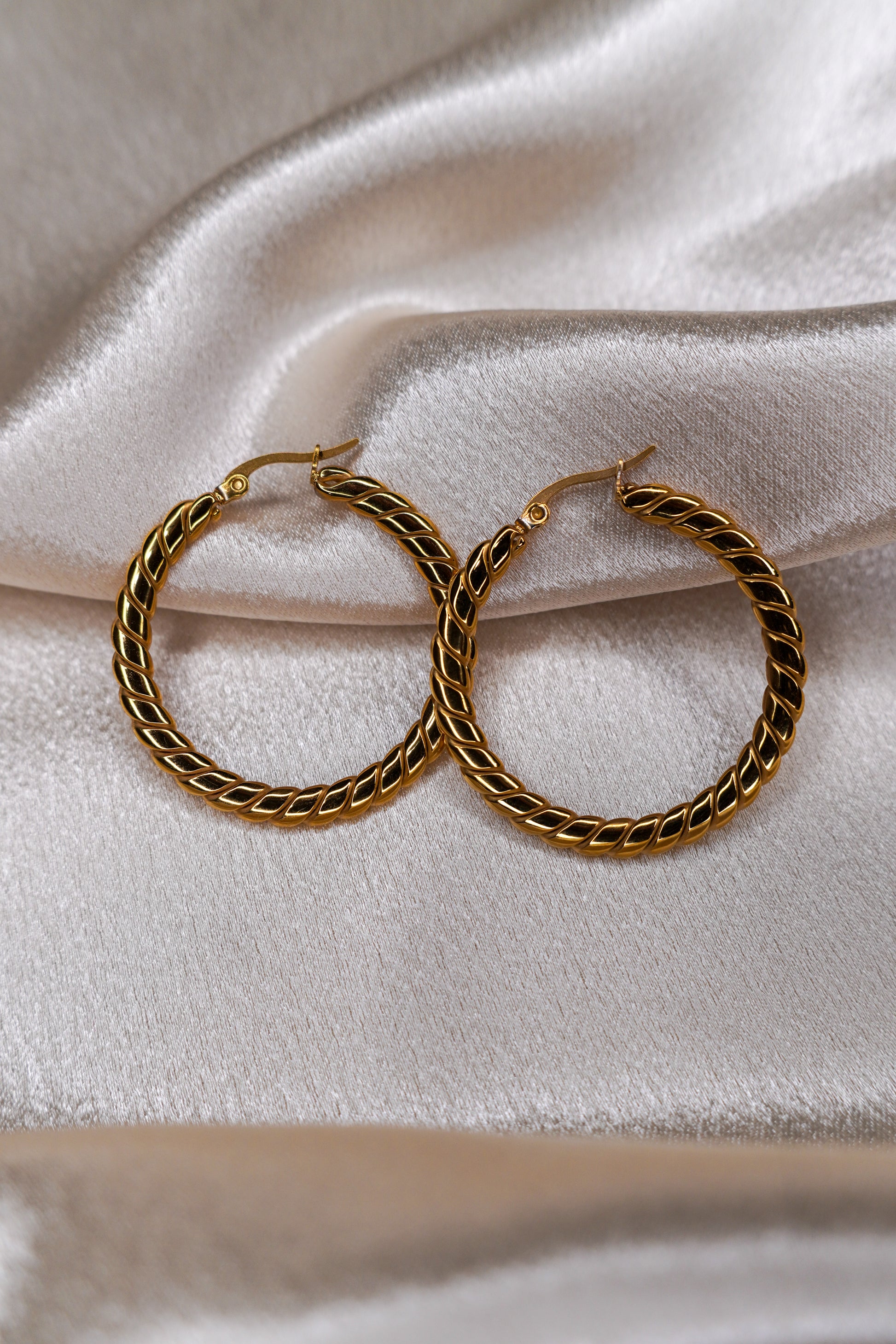 Rhonda Wreath Hoop